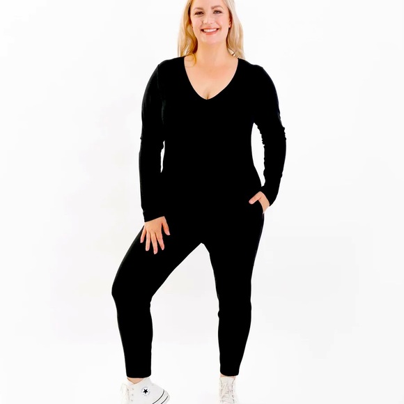 Smash & Tess Friday Romper in Midnight Black Size 3XS NWT - Picture 1 of 7